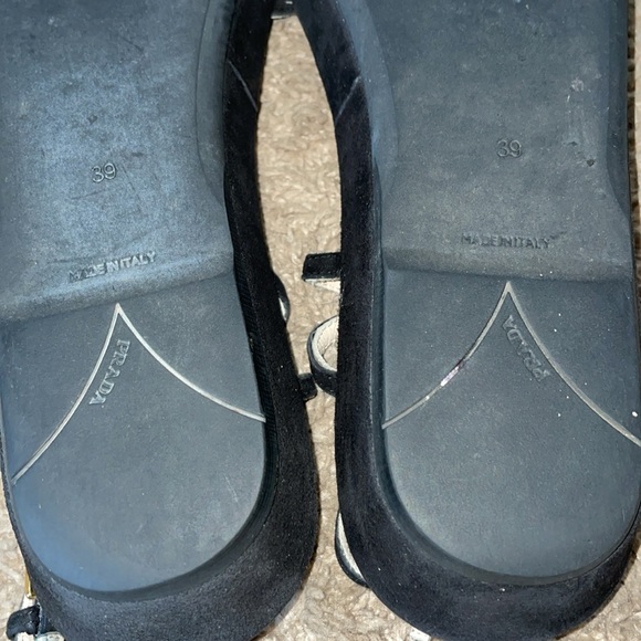 Prada black suede platform pink tulip t-strap sandals - Picture 7 of 15